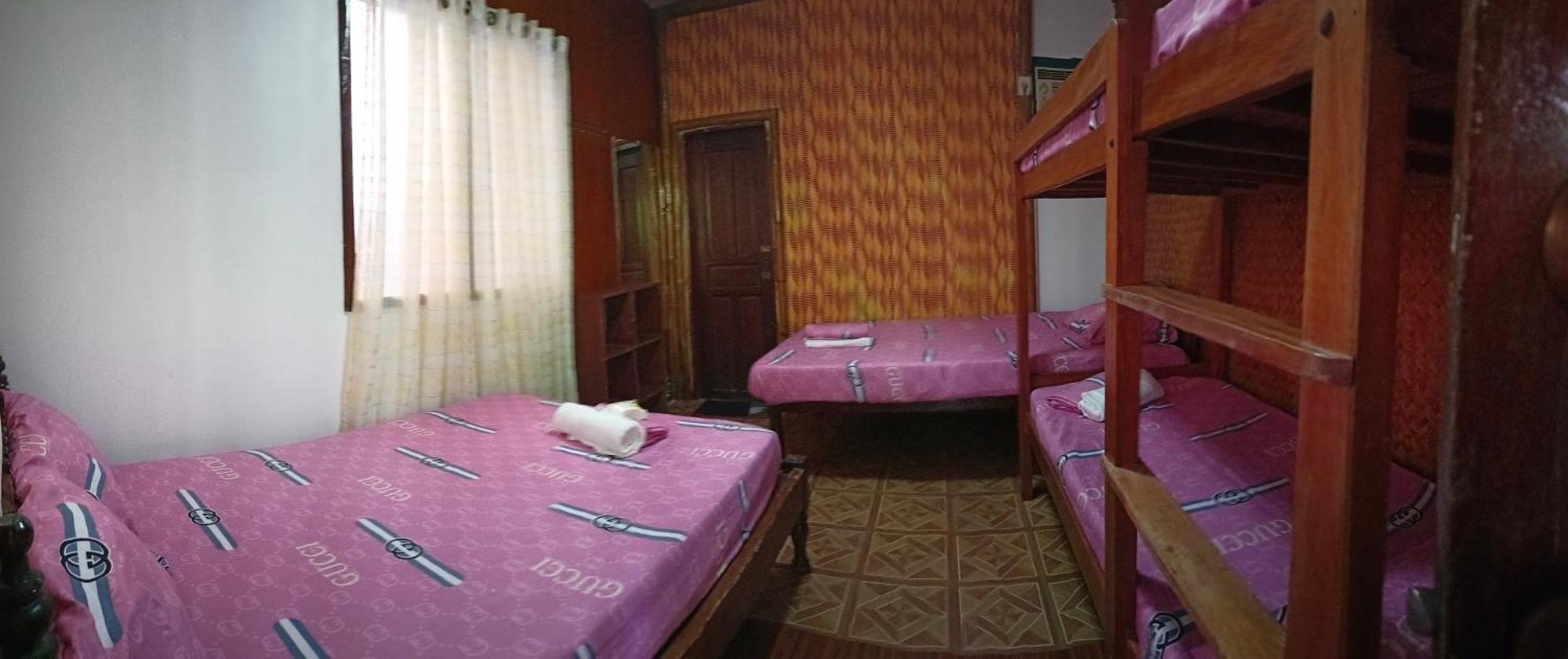 Victoria Guest House And Cottages Puerto Princesa Exterior foto